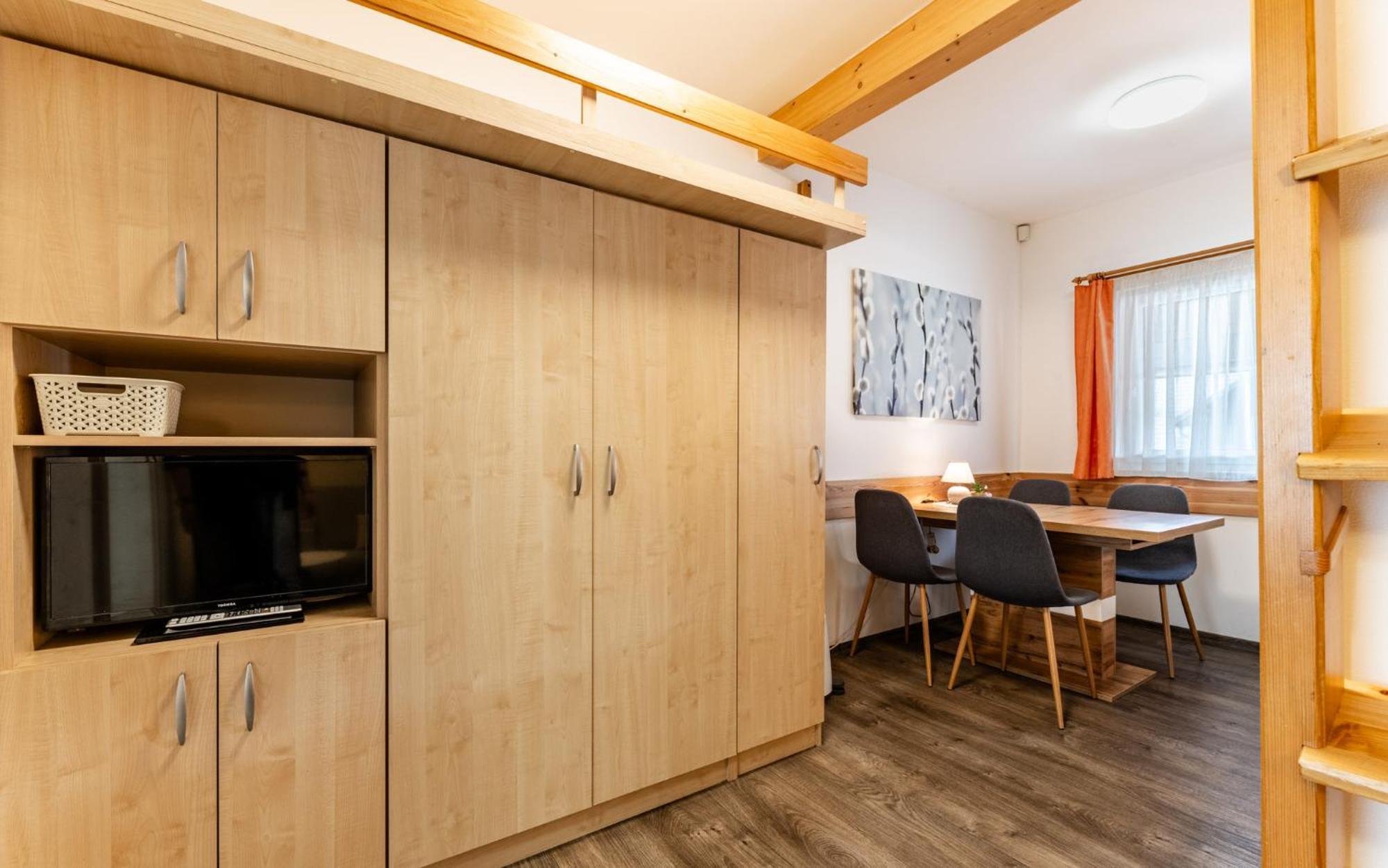Rodinne Apartmany Rafael Bedrichov Phòng bức ảnh